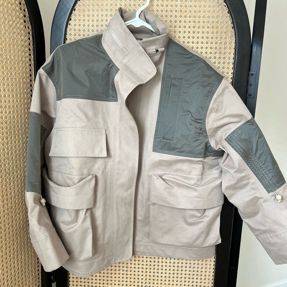 Lululemon water-resist coat